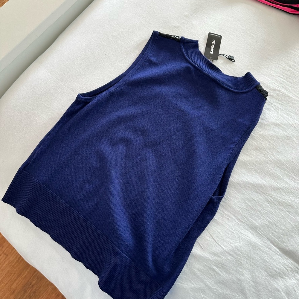 Express Shirt - Picture 2 of 3